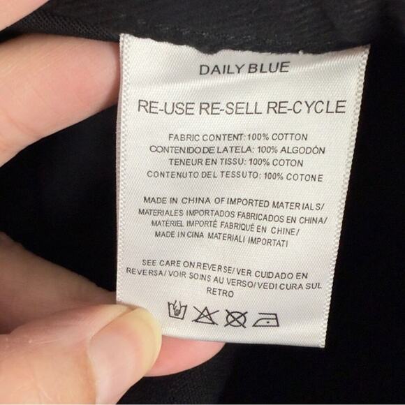 Daily Blue By AG Mantra Wide Barrel Leg Jeans Coated Octopus Button Fly 29 NEW - Picture 12 of 16